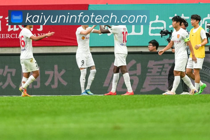 东契奇腿筋受伤雷迪克责任引争议球队用主力变成雷伯杜模式